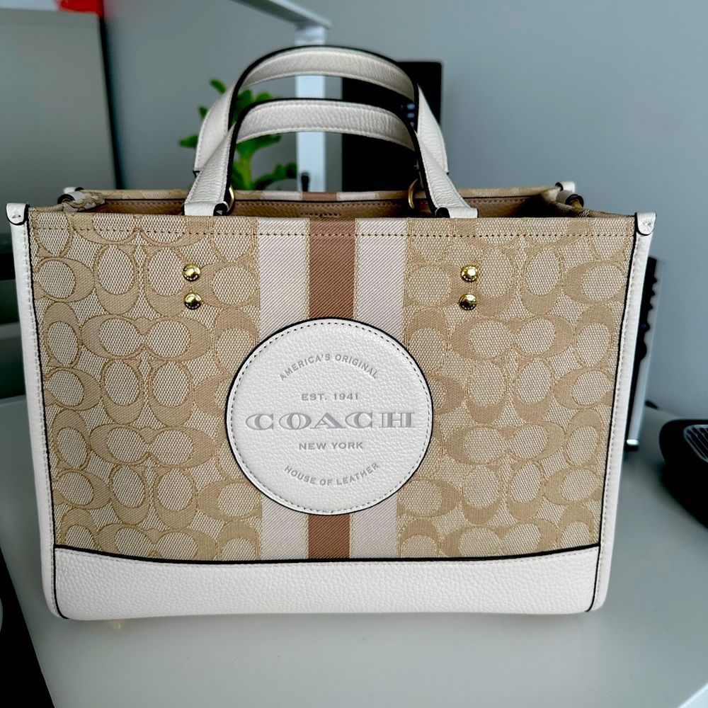 Dempsey Carryall In Signature Jacquard With Stripe And Coach Patch